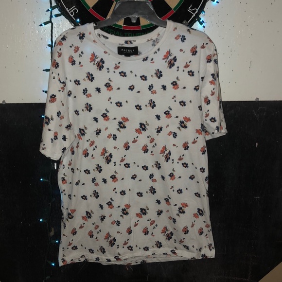 PacSun Other - Pacsun floral T shirt